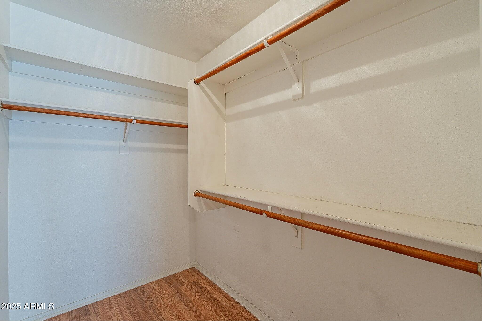 1428 S ROANOKE