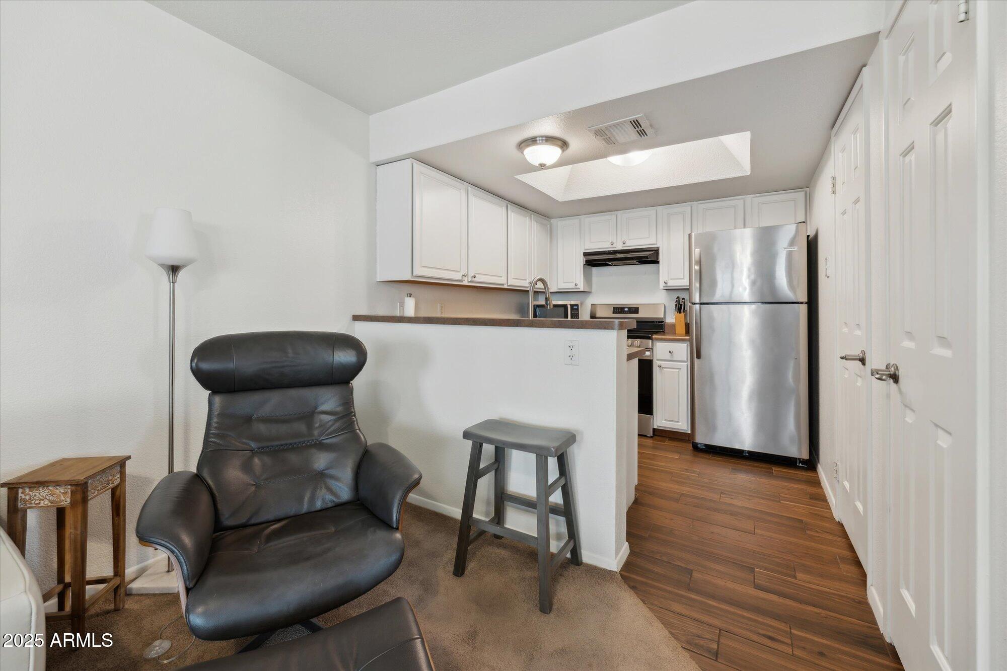 1720 E THUNDERBIRD Road, 2078