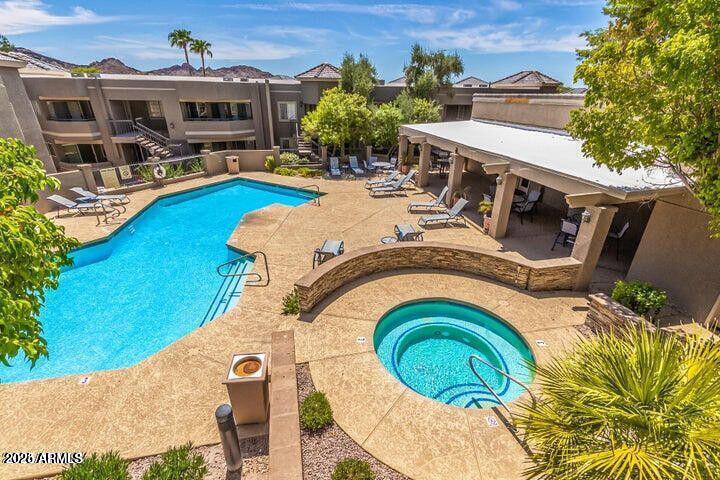 1720 E THUNDERBIRD Road, 2078