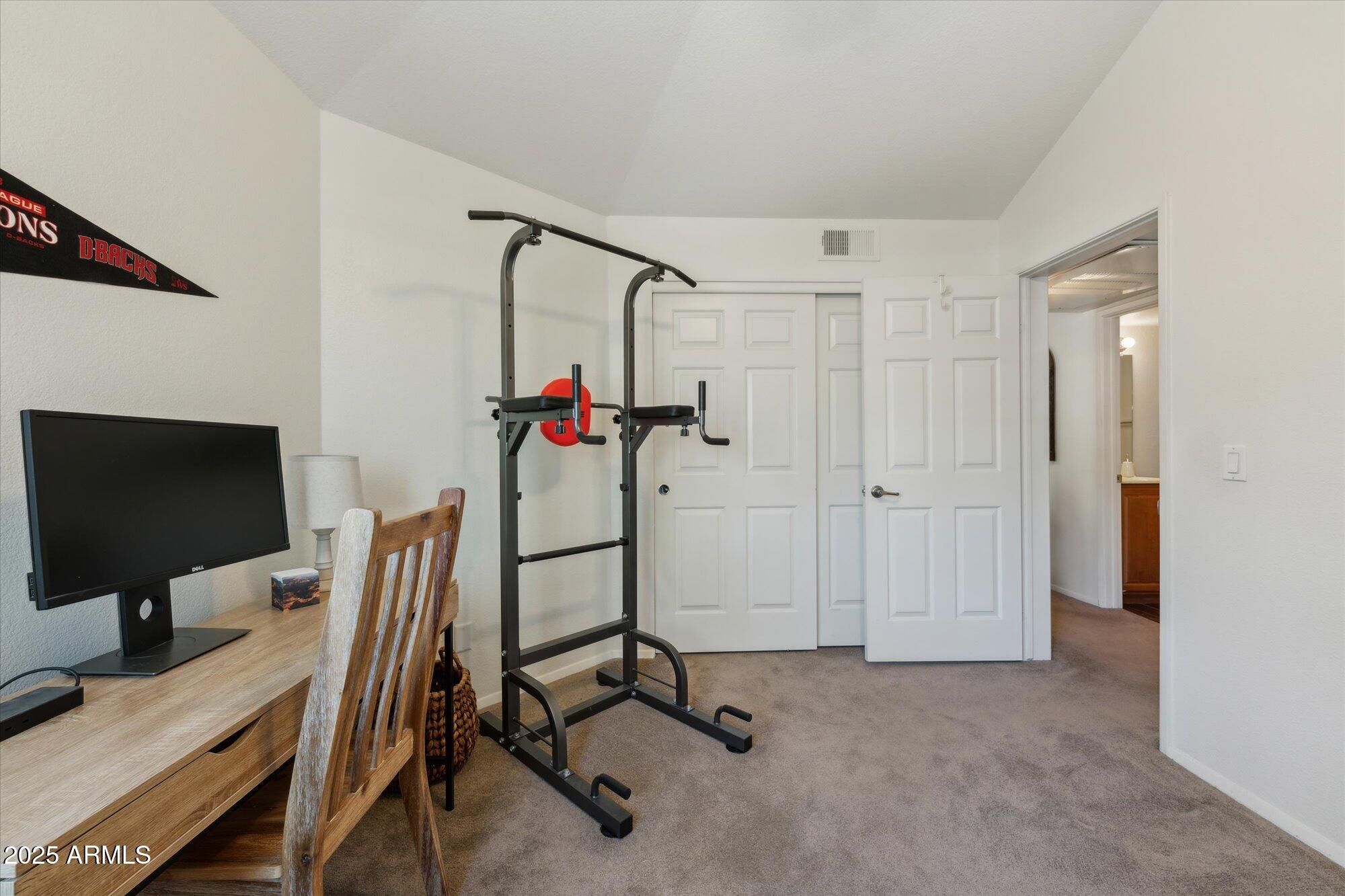 1720 E THUNDERBIRD Road, 2078