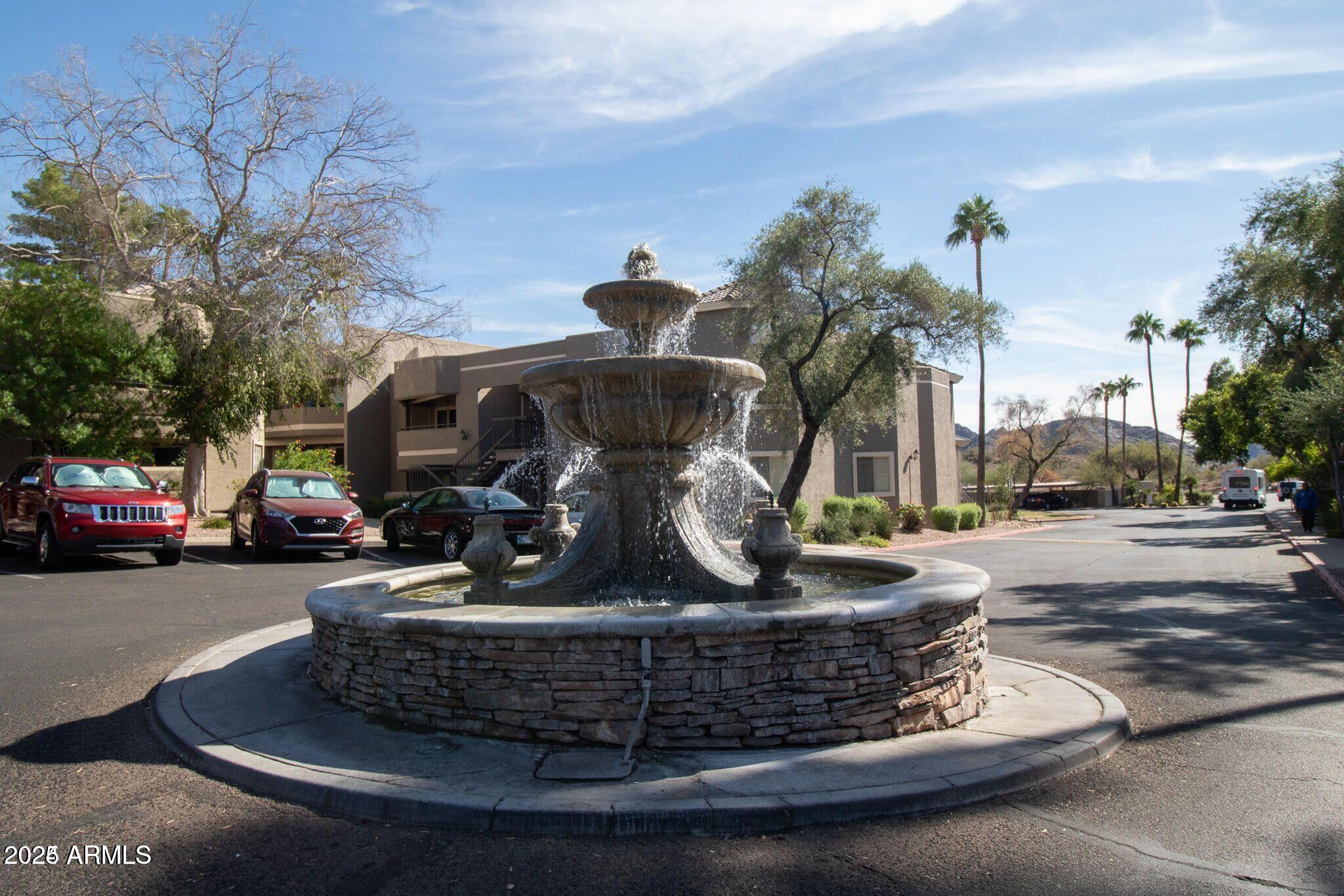 1720 E THUNDERBIRD Road, 2078