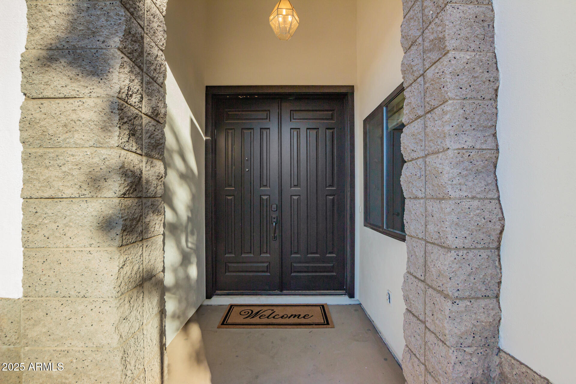 3019 E REDFIELD Road