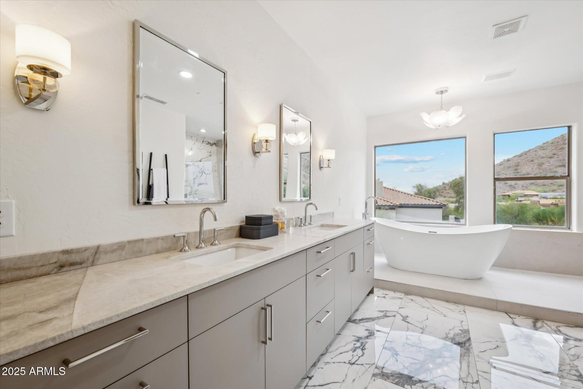 11446 E SWEETWATER Avenue