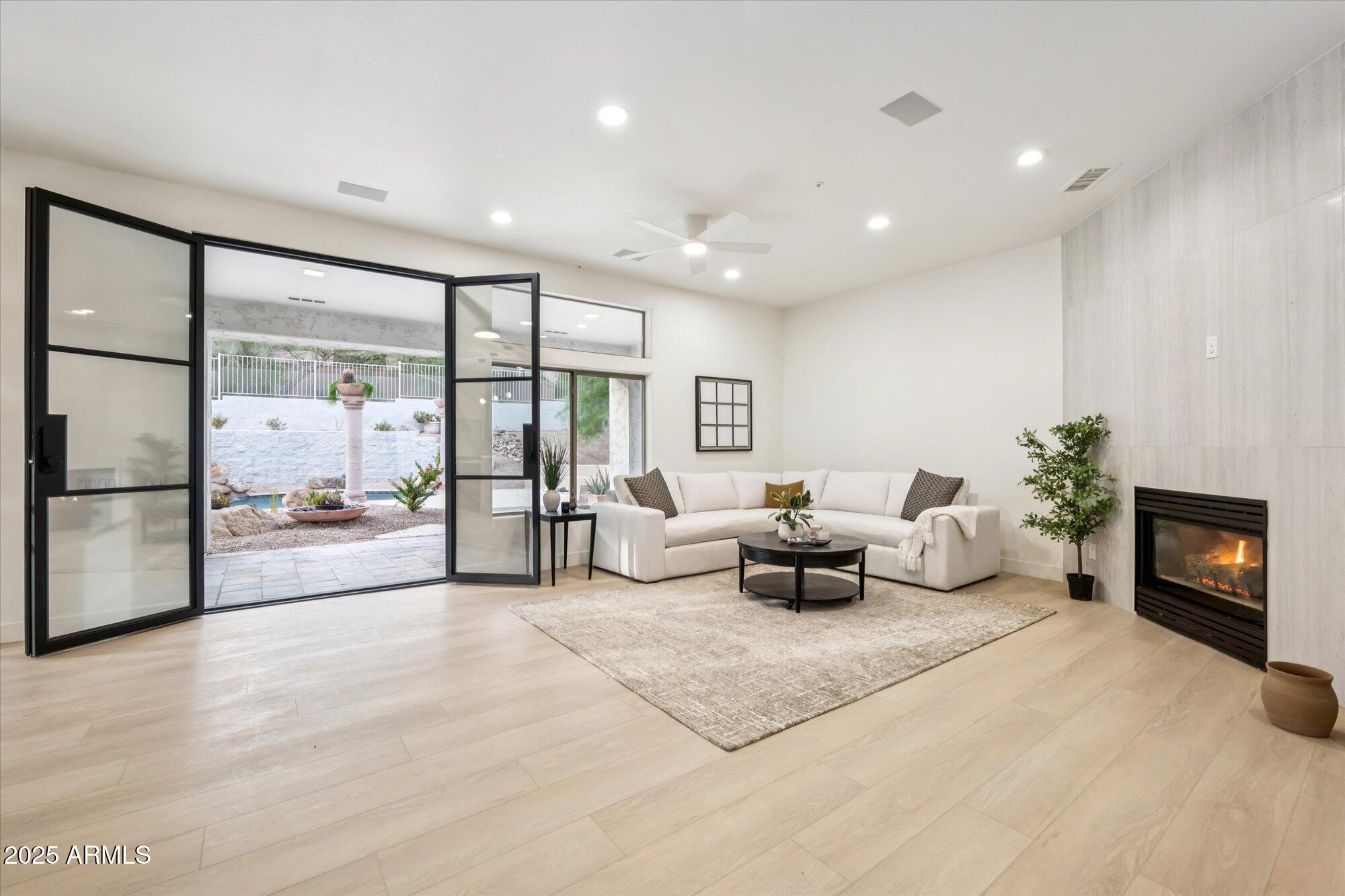 11446 E SWEETWATER Avenue