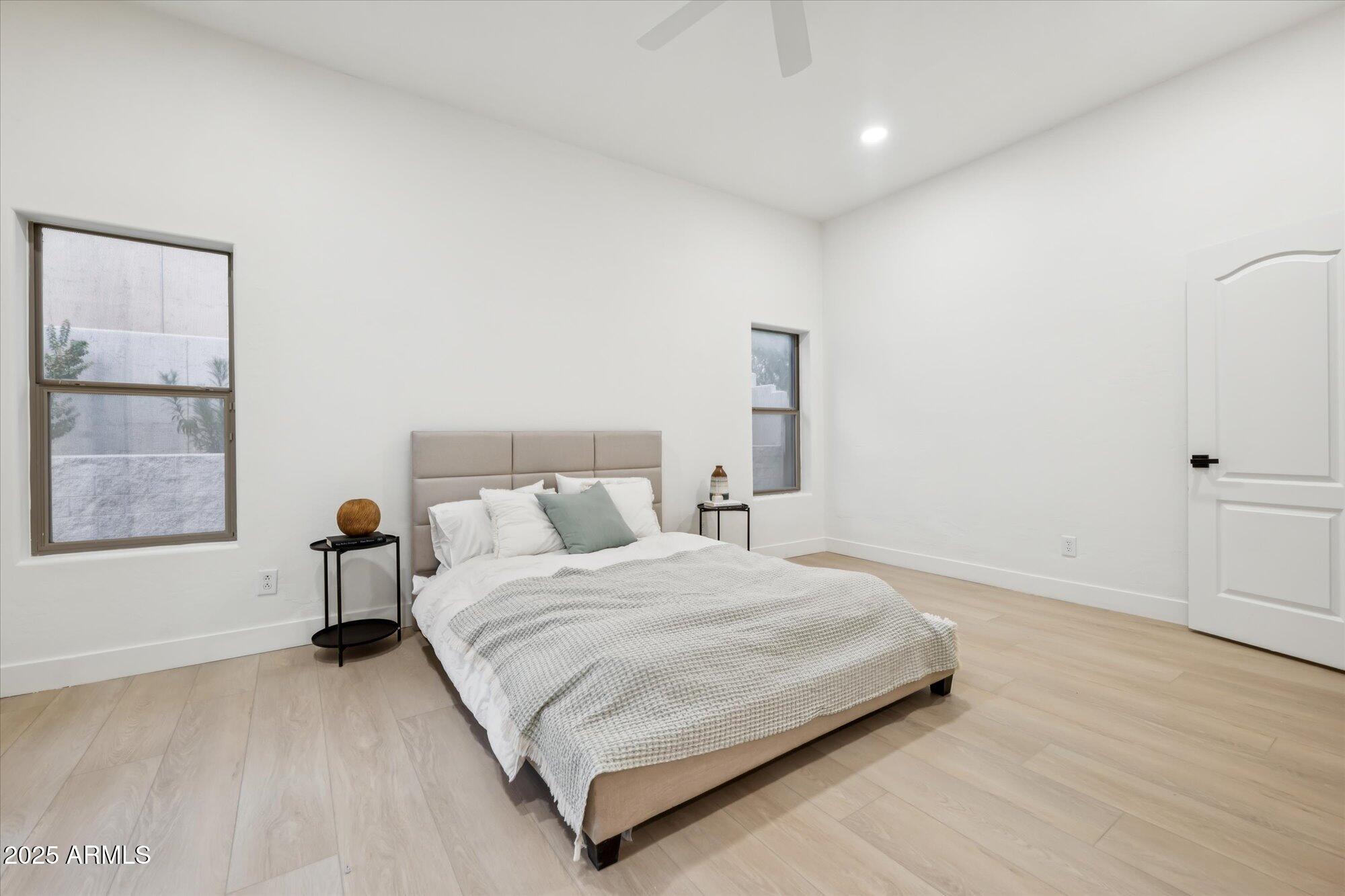 11446 E SWEETWATER Avenue