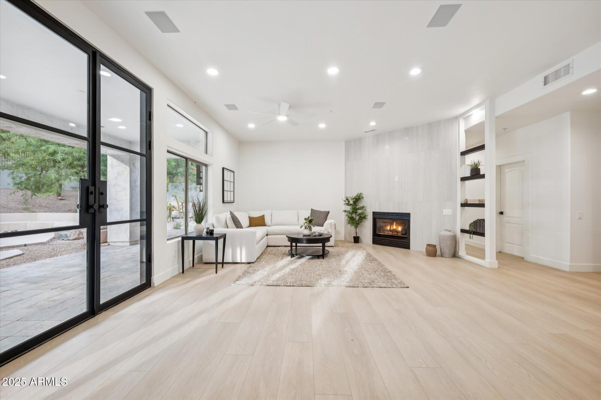 11446 E SWEETWATER Avenue