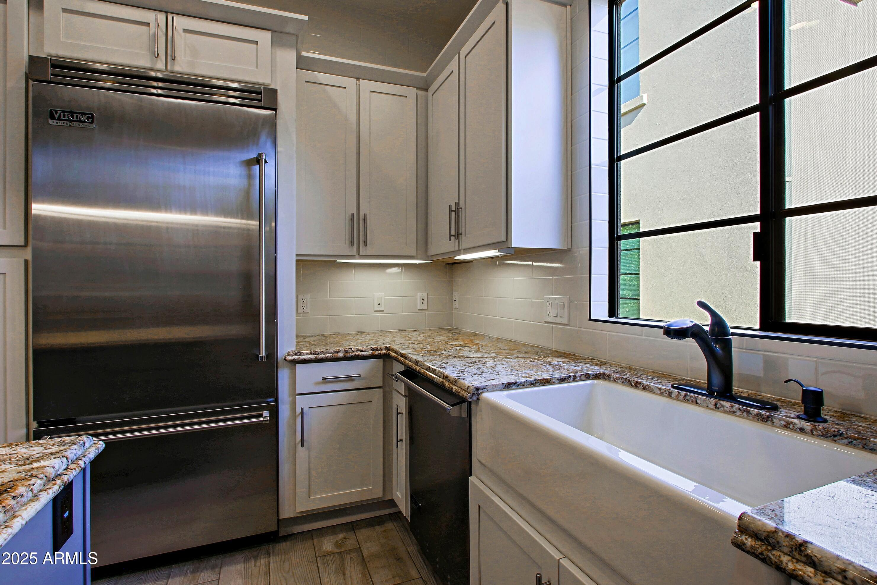 18650 N THOMPSON PEAK Parkway, 1052