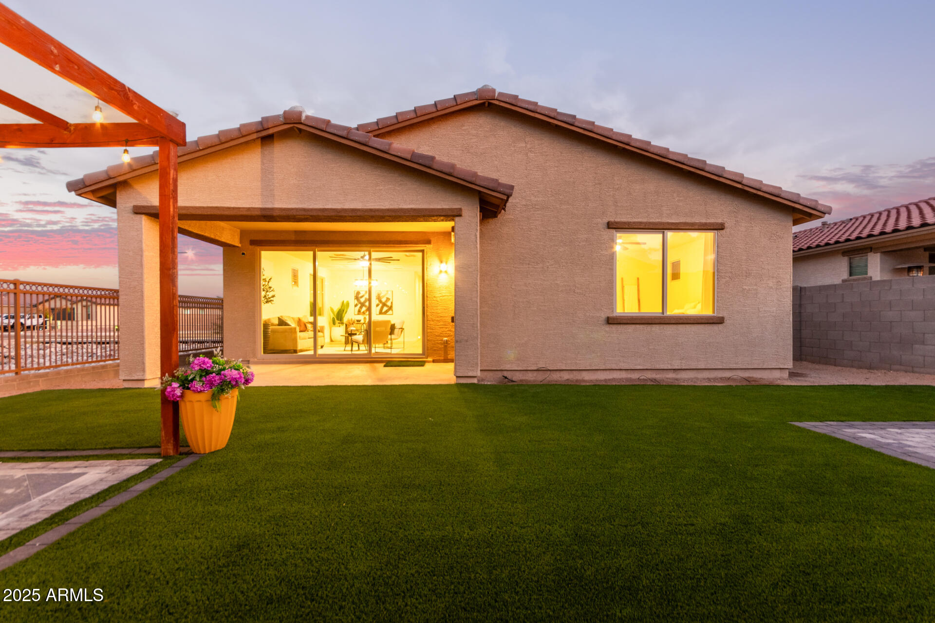 24214 W GIBSON Lane