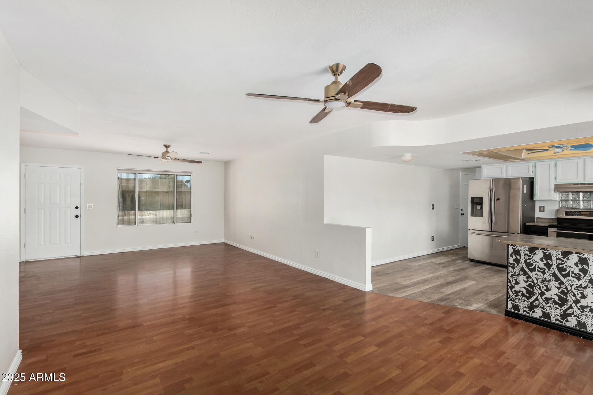 4114 W SUNNYSIDE Avenue