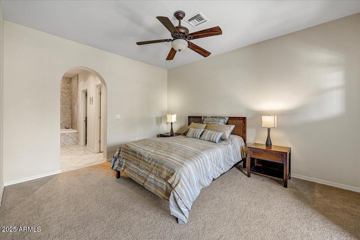 3935 E ROUGH RIDER Road 1191
