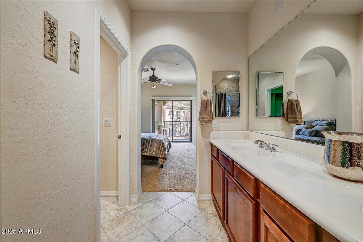 3935 E ROUGH RIDER Road 1191