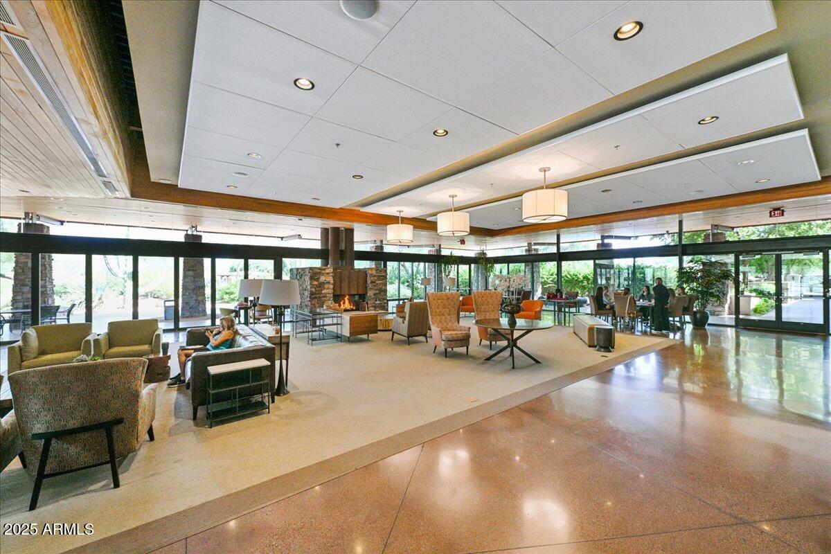 3935 E ROUGH RIDER Road 1191