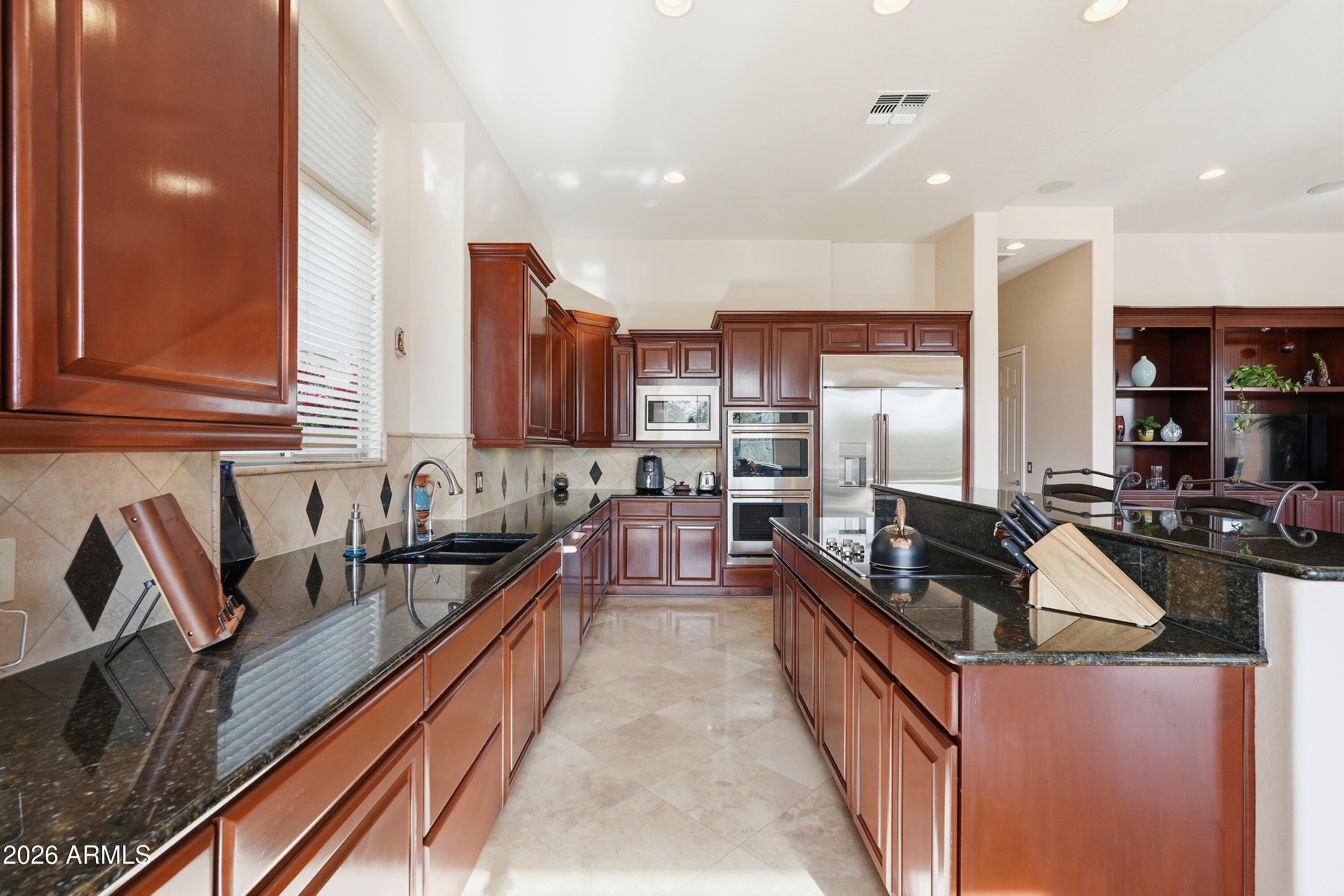 3845 E TRACKER Trail