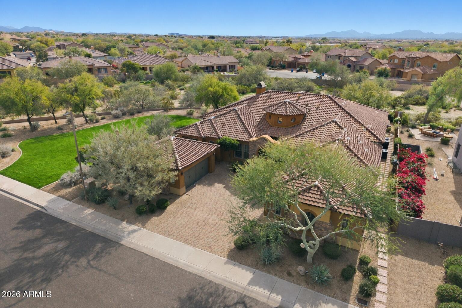 3845 E TRACKER Trail