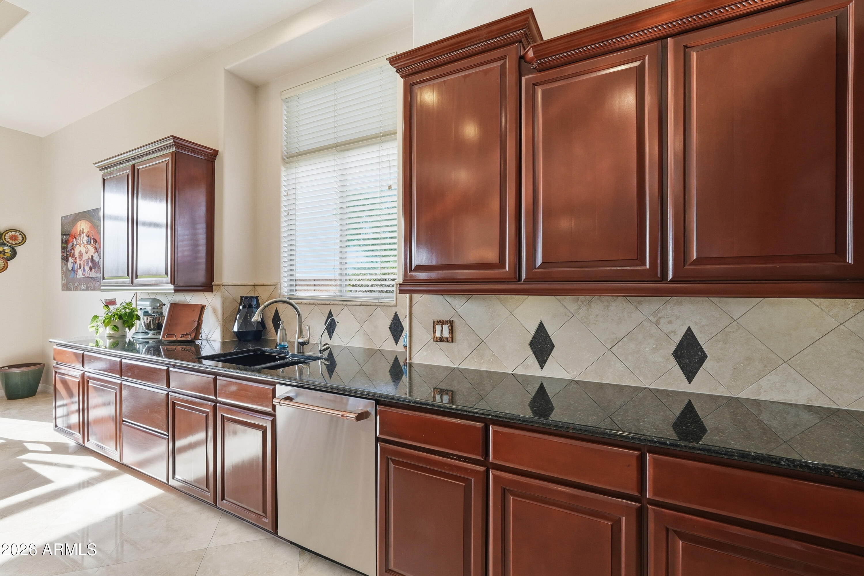 3845 E TRACKER Trail