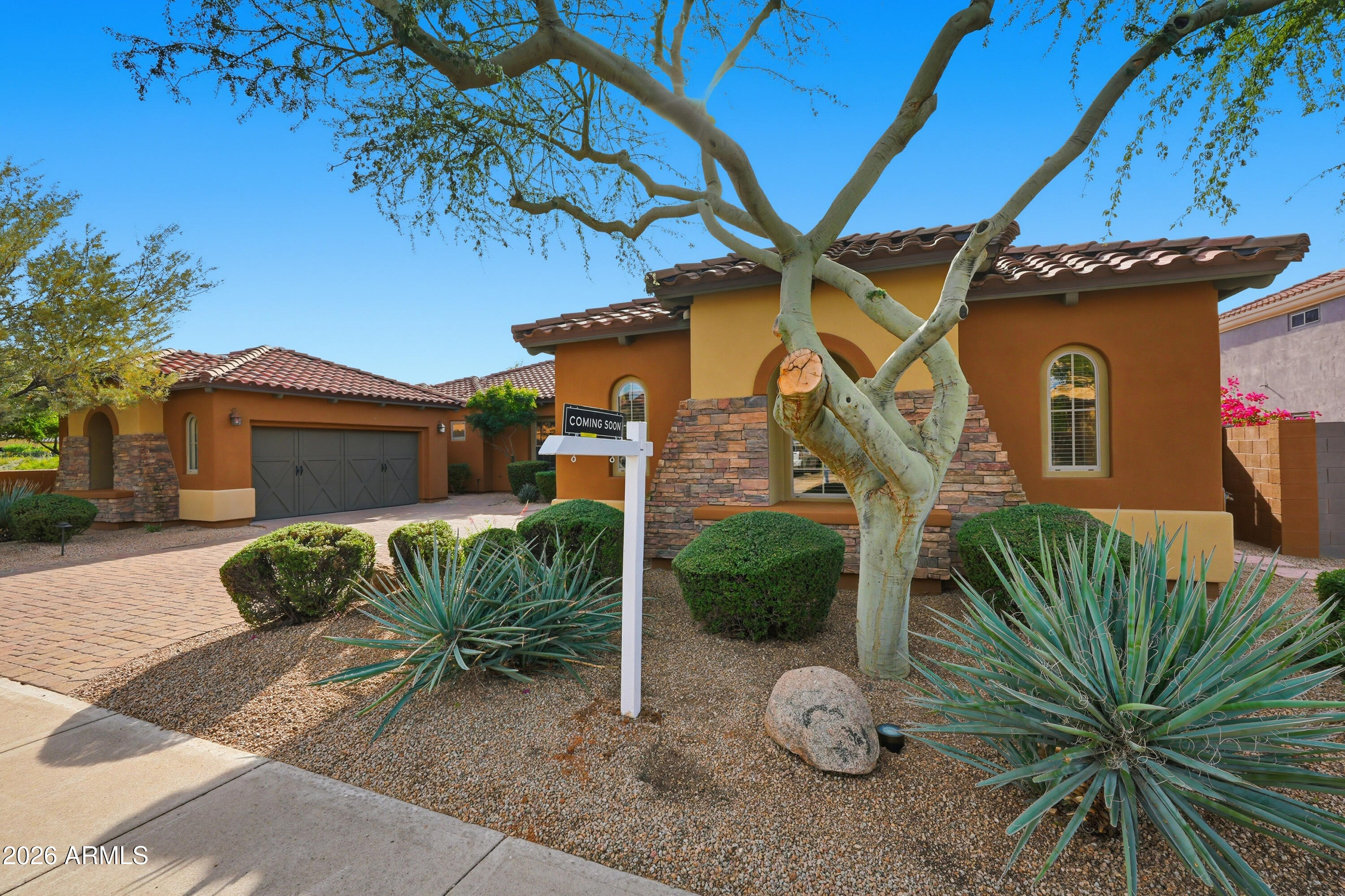 3845 E TRACKER Trail