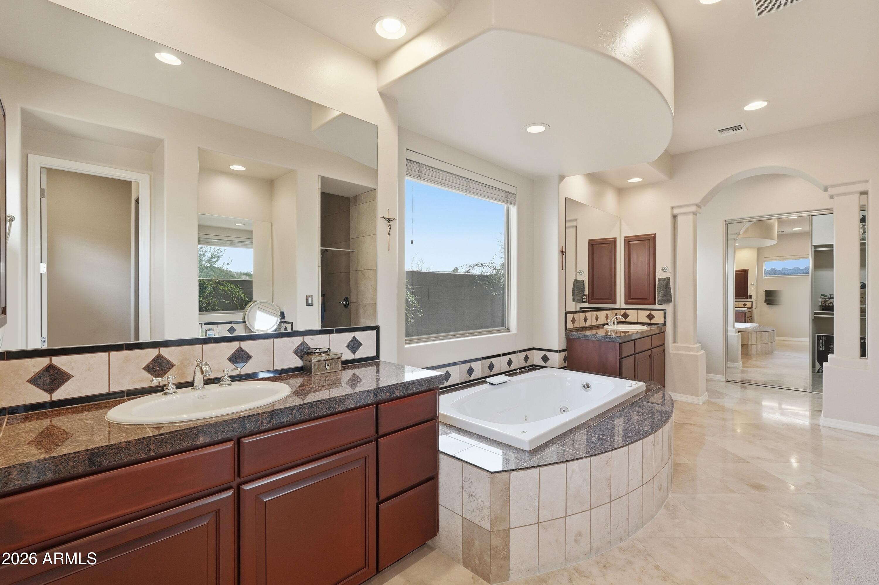 3845 E TRACKER Trail