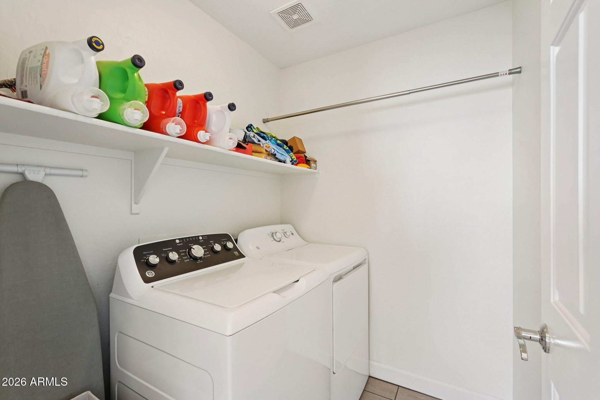 24443 W PUEBLO Avenue