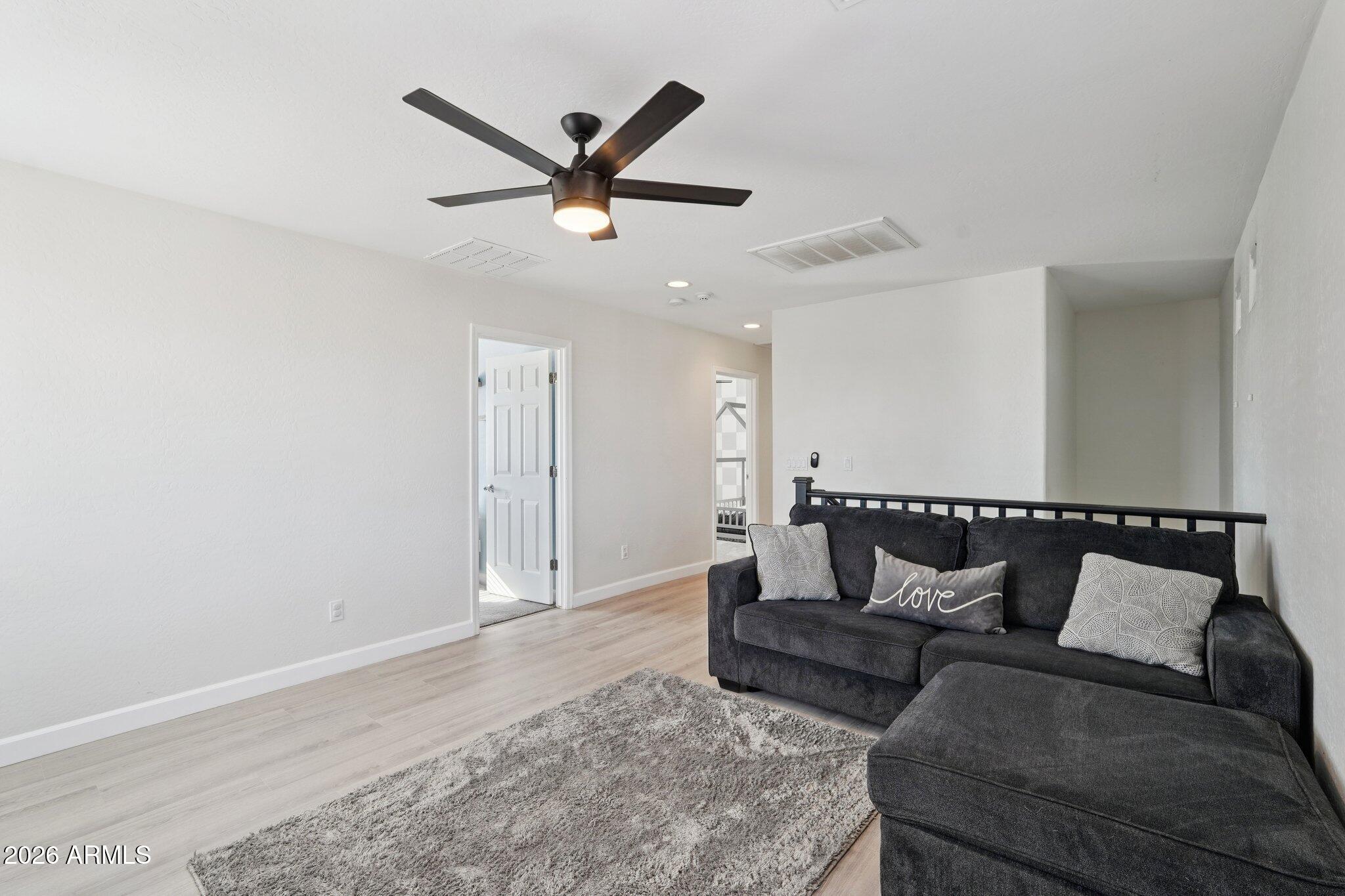 24443 W PUEBLO Avenue