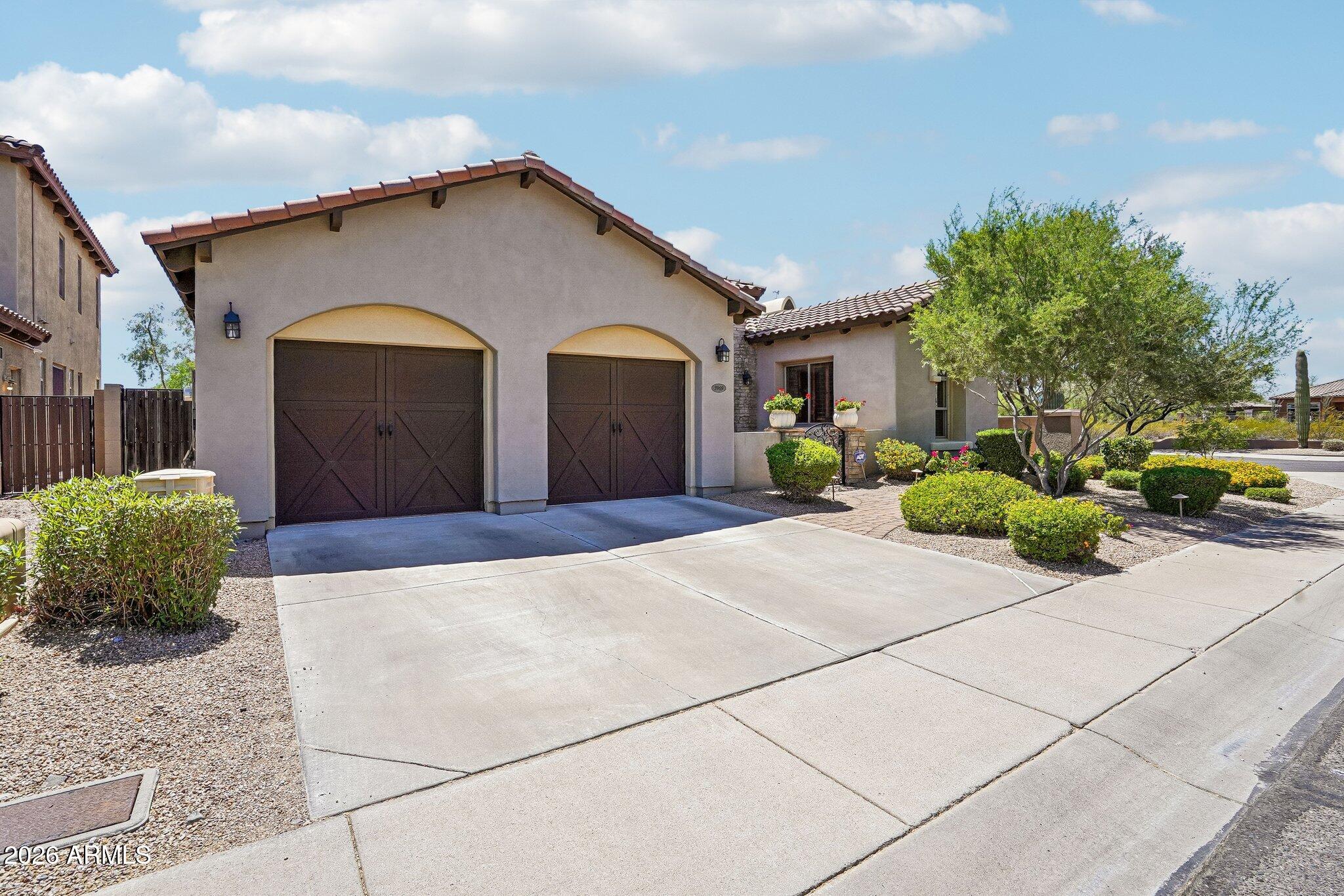 3969 E NAVIGATOR Lane