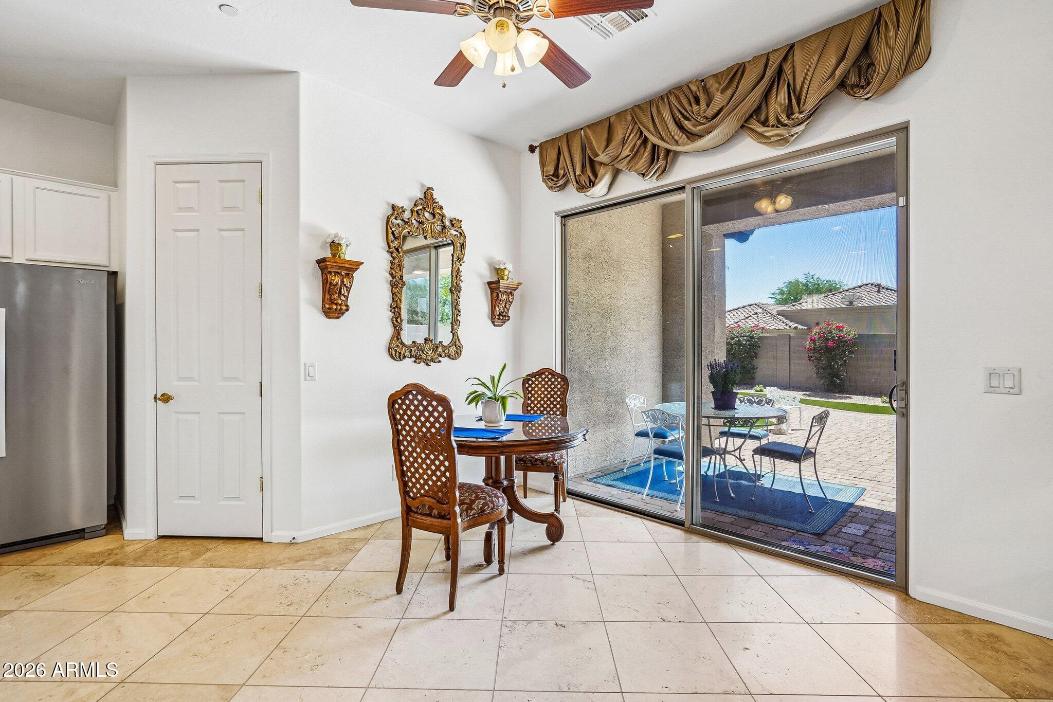 3969 E NAVIGATOR Lane