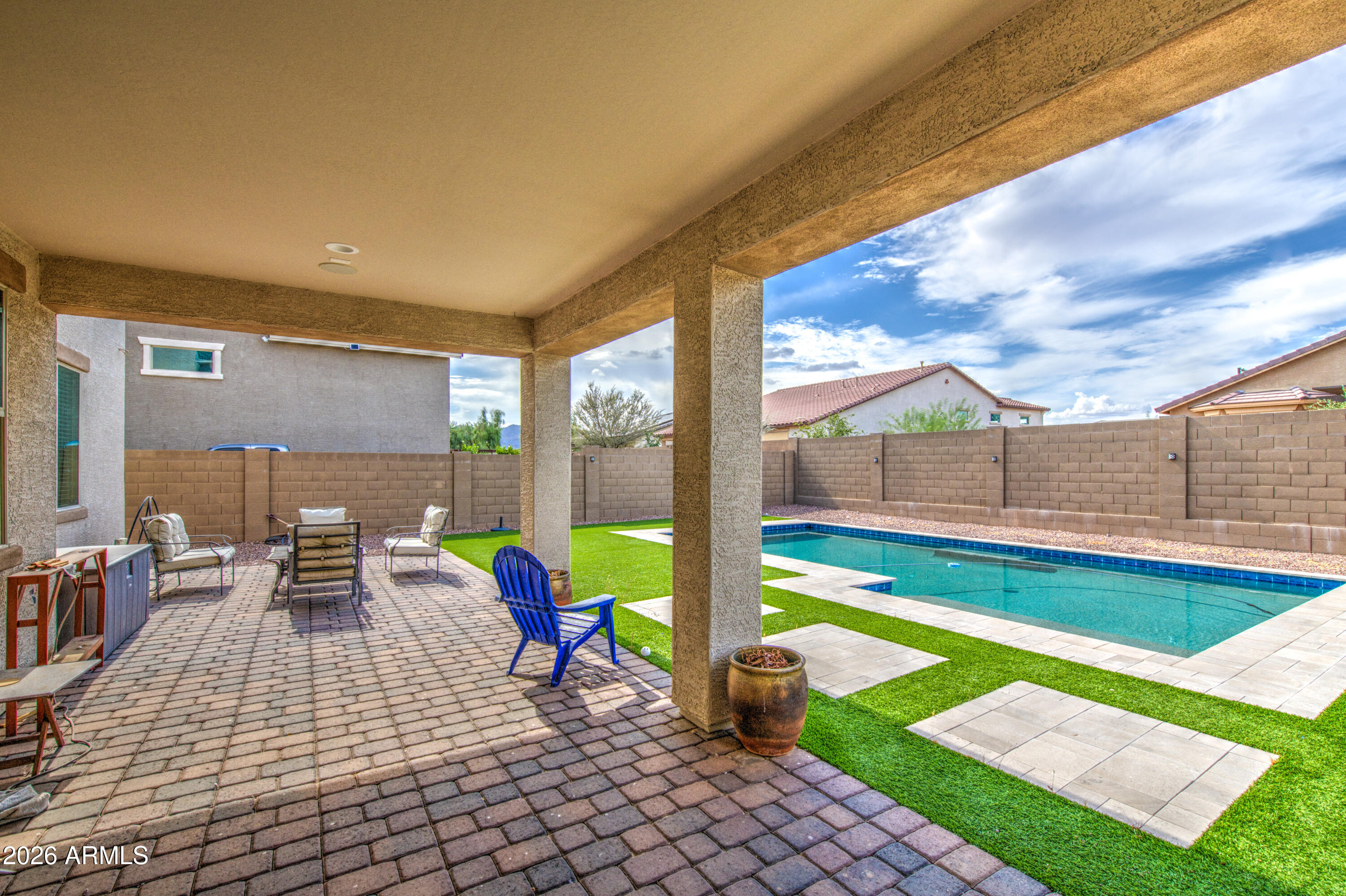 19040 W BECKER Lane