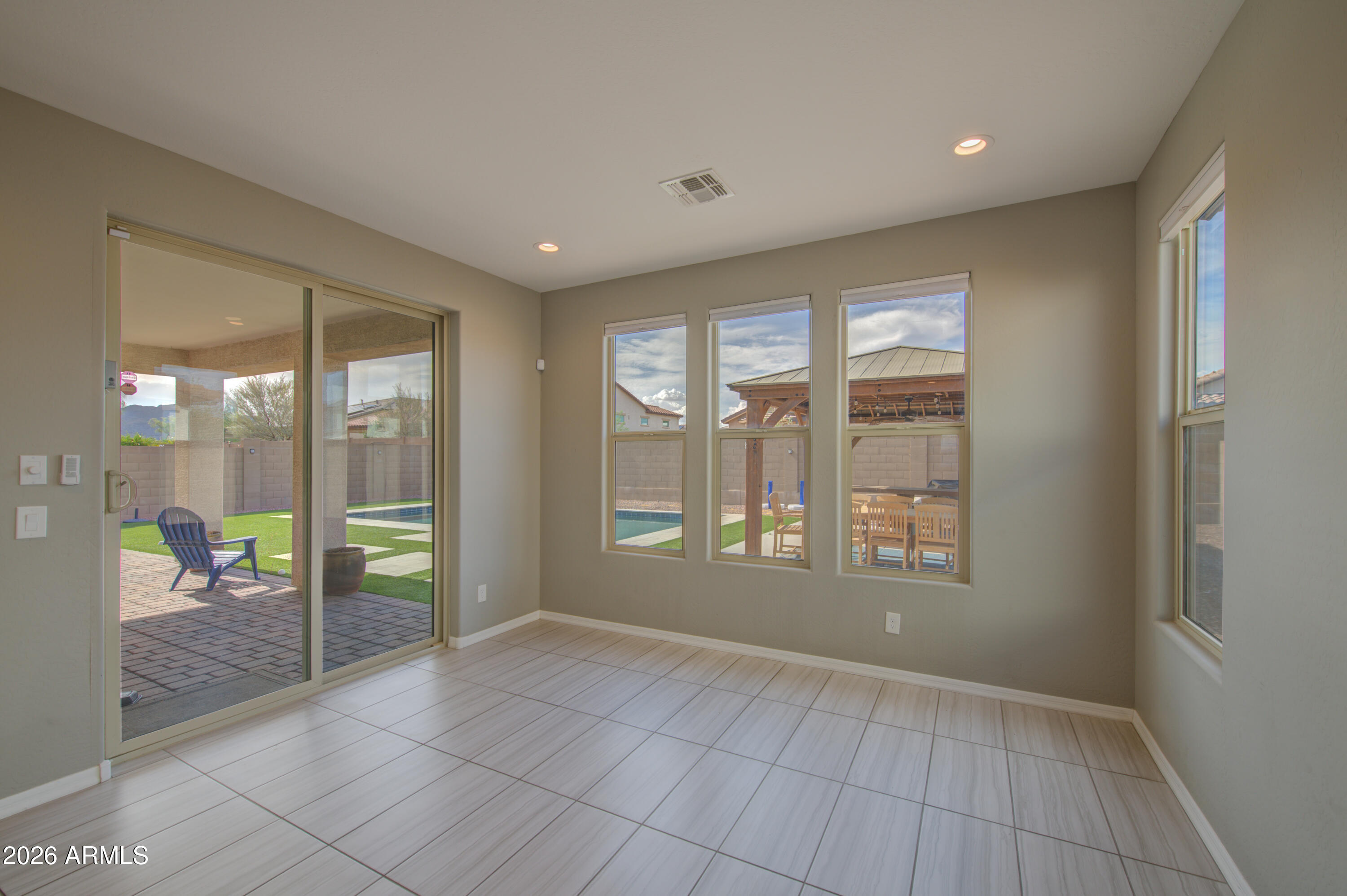 19040 W BECKER Lane
