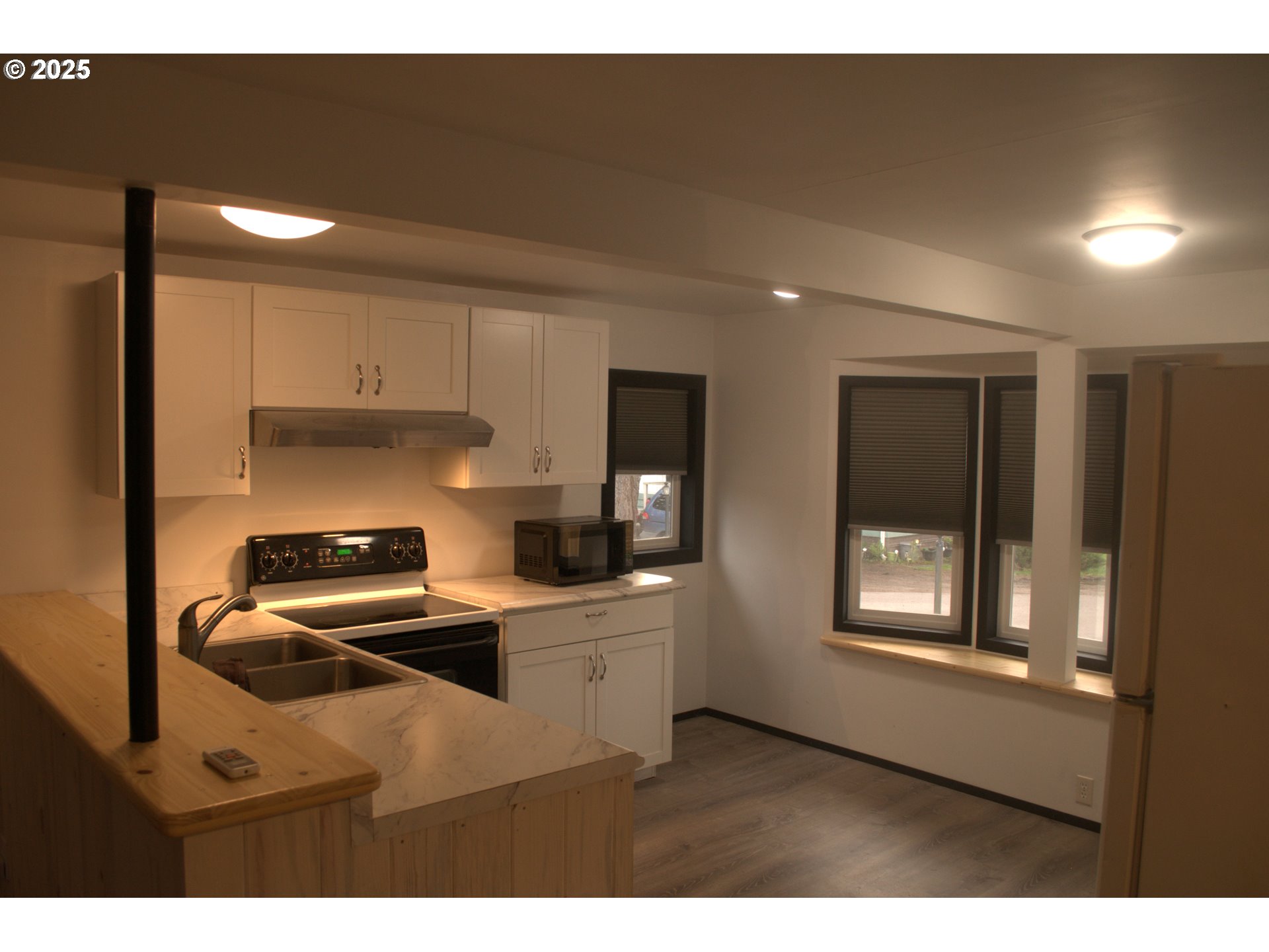 7136 Portal WAY 18