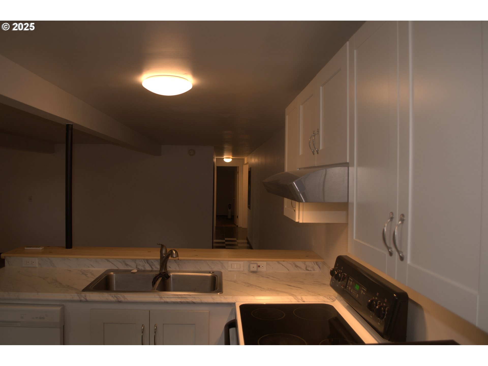 7136 Portal WAY 18