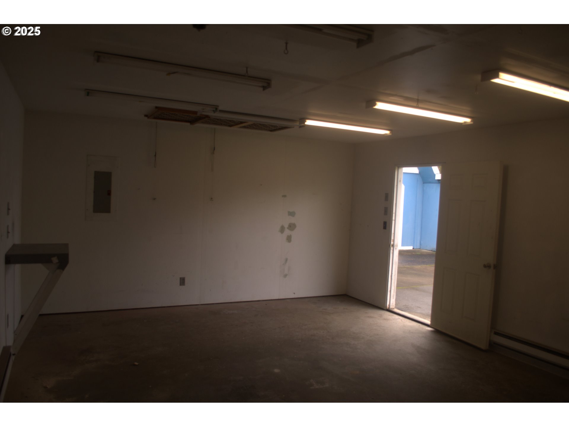7136 Portal WAY 18
