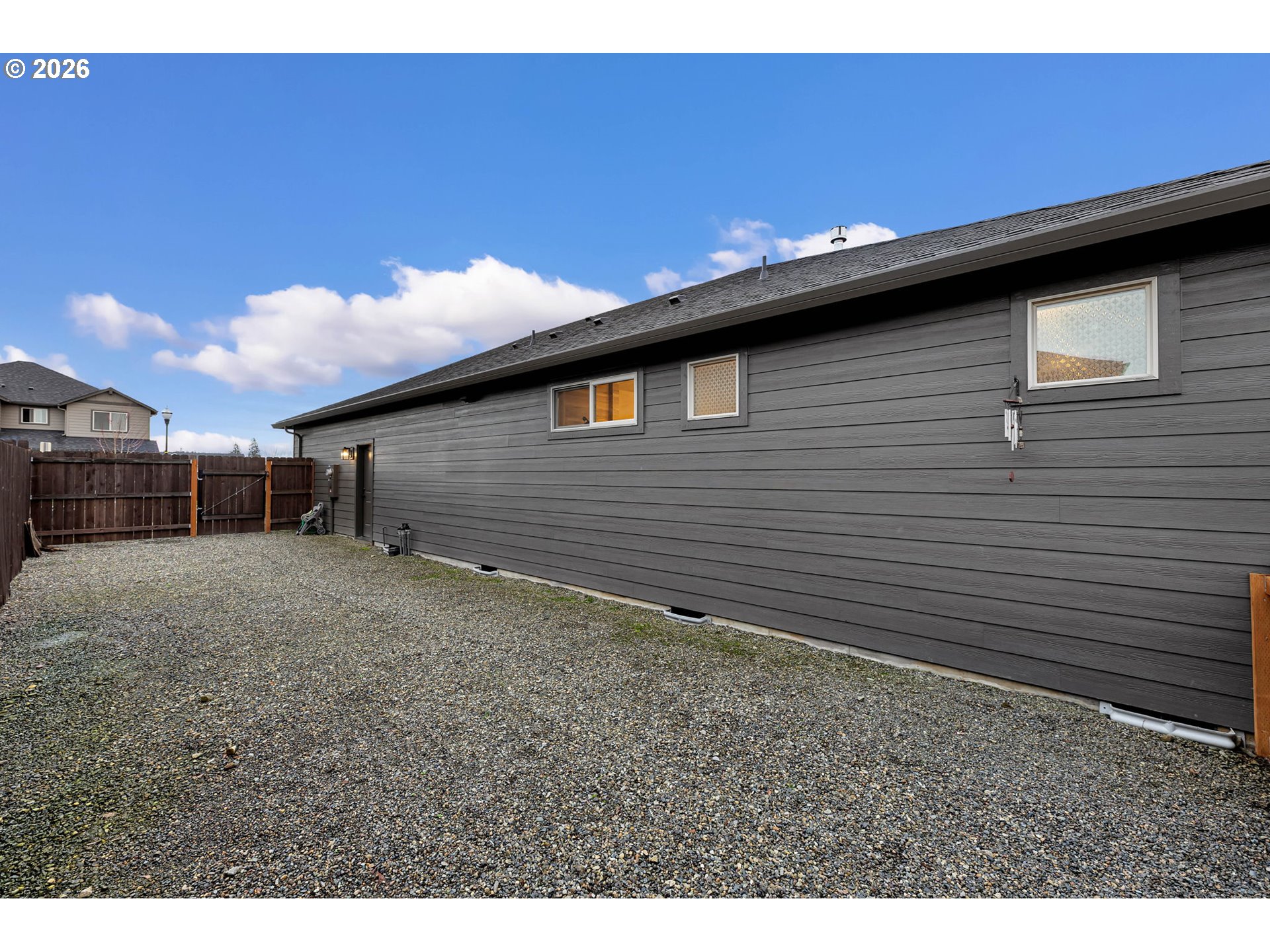 825 S GOOSE LOOP