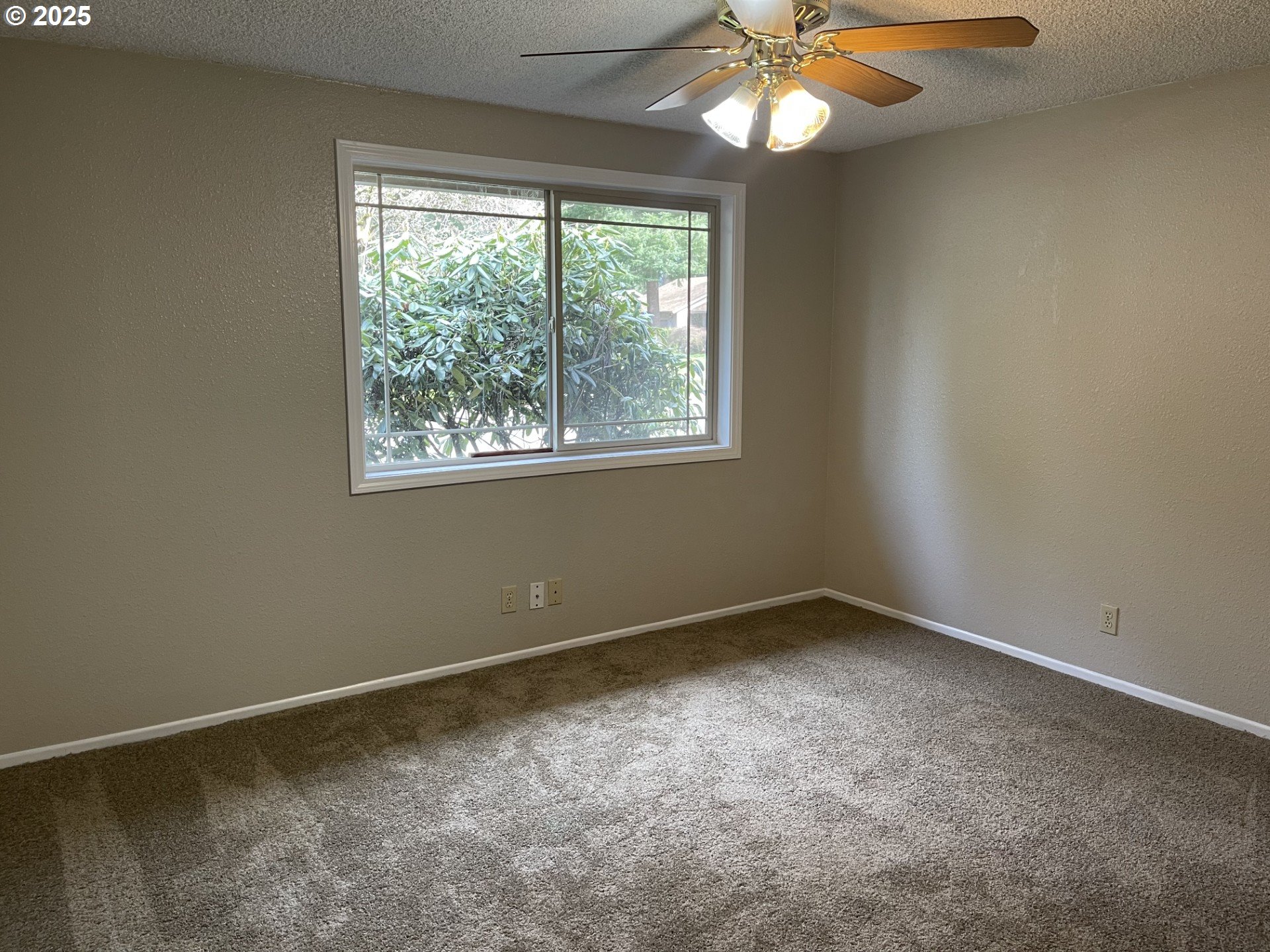 10702 NE SHERWOOD DR