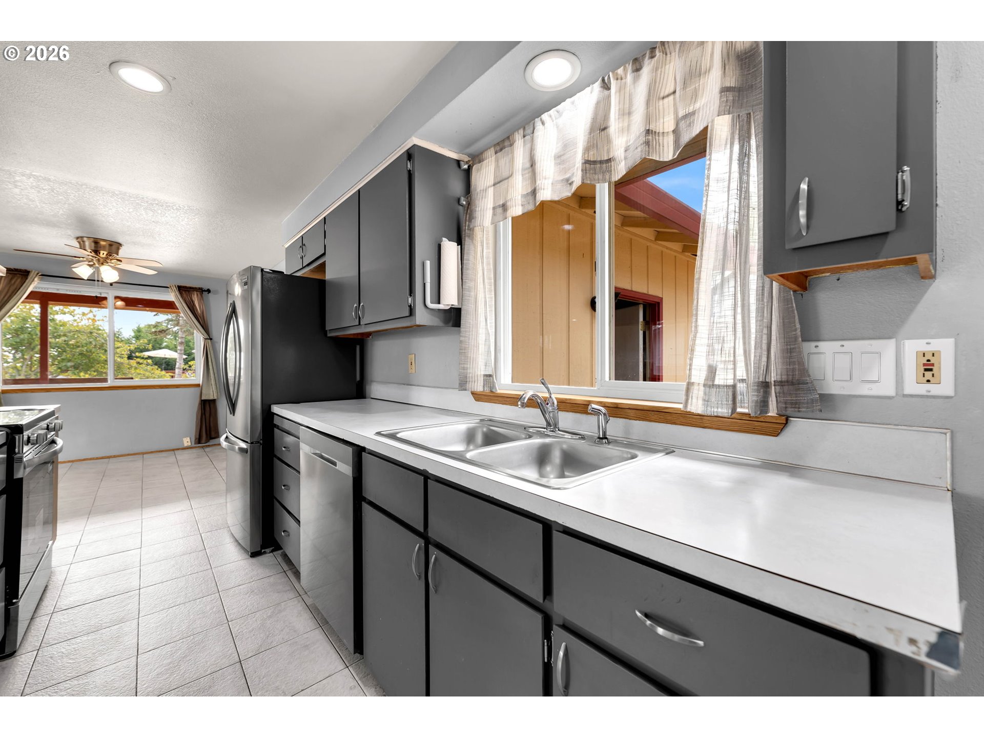 455 NW 15TH AVE