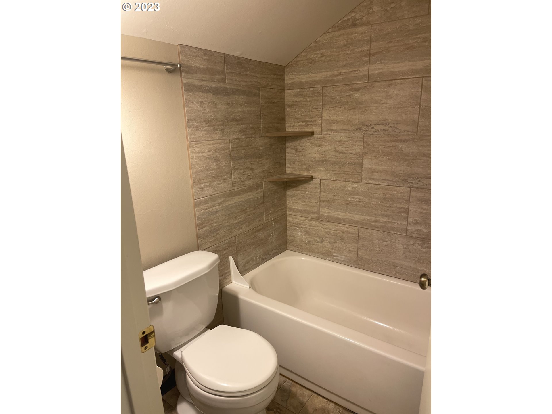 13422 SE MCGILLIVRAY BLVD 13422