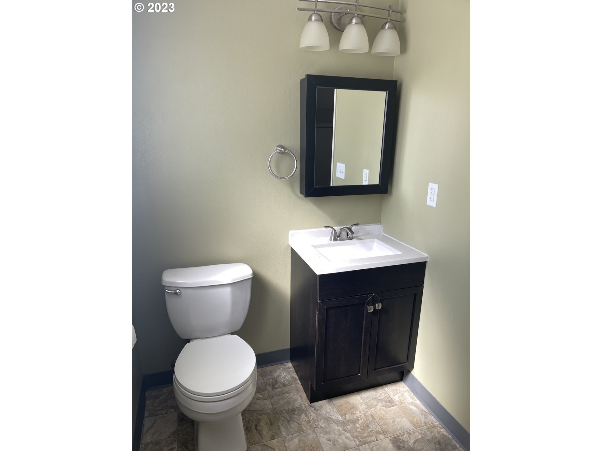 13422 SE MCGILLIVRAY BLVD 13422