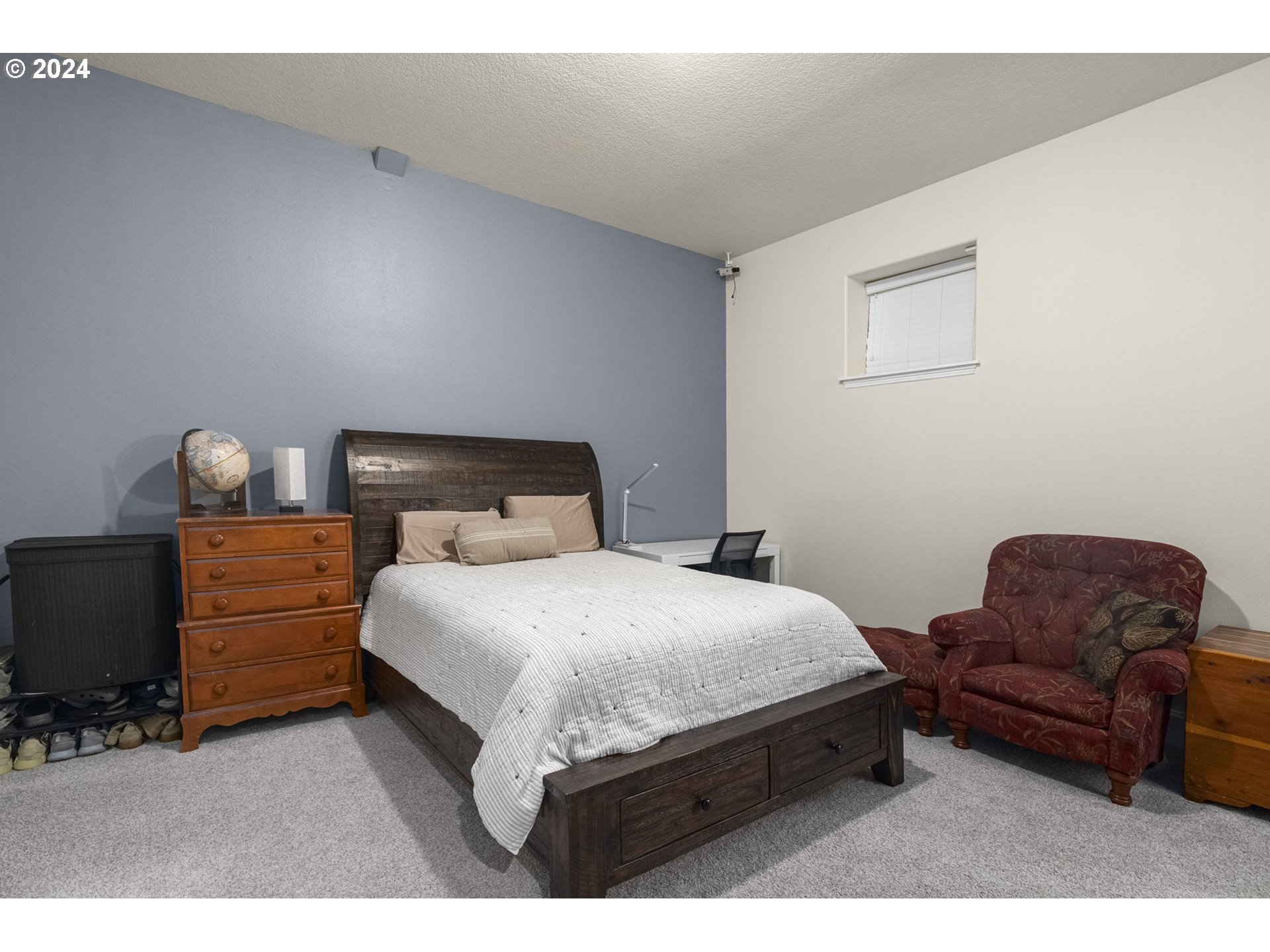 835 NW GRAND RIDGE DR