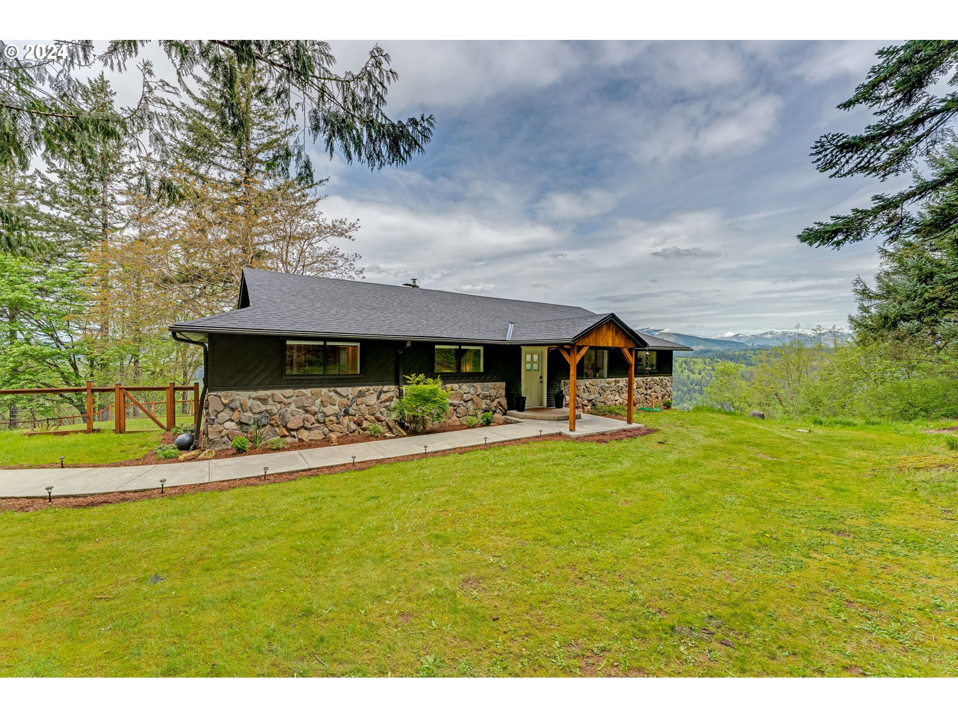 36708 SE MOUNT NORWAY DR