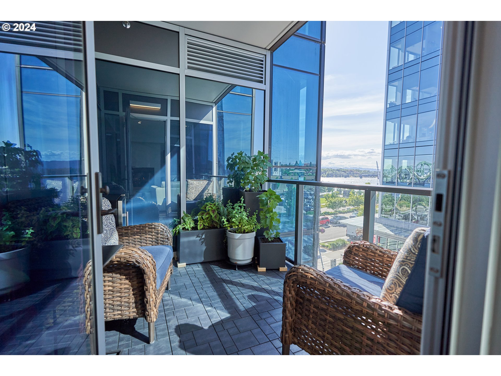 590 WATERFRONT WAY 302