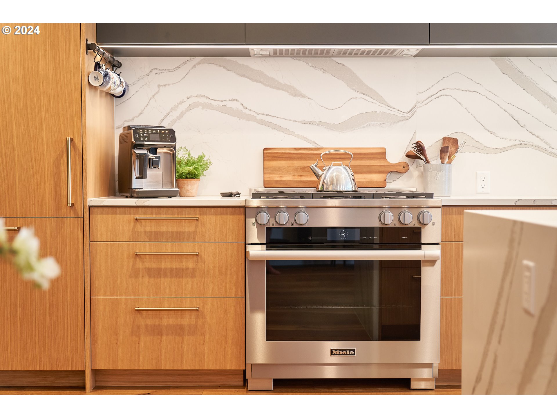 590 WATERFRONT WAY 302