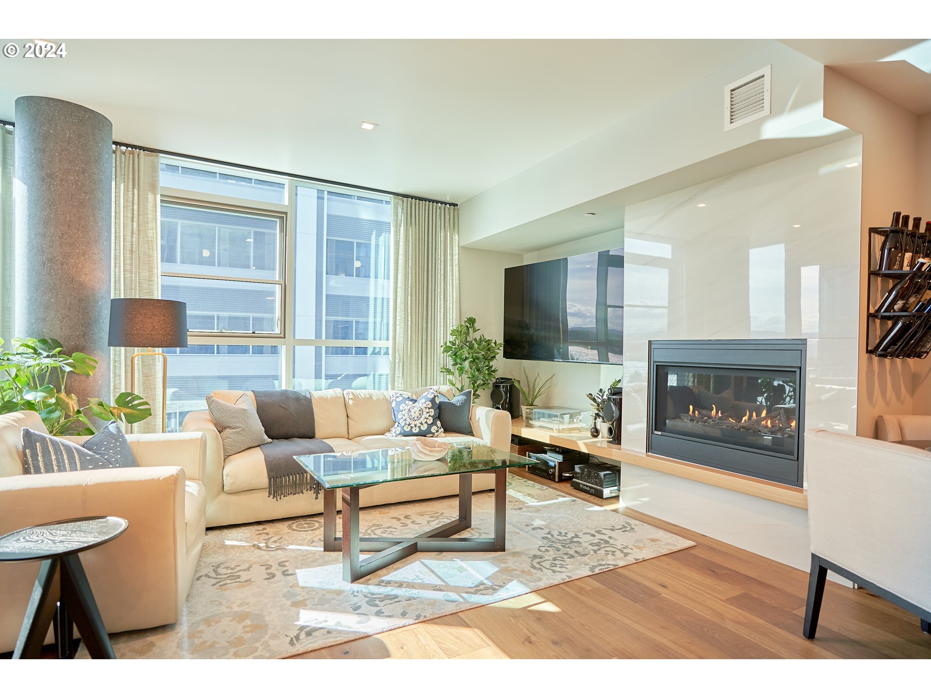 590 WATERFRONT WAY 302