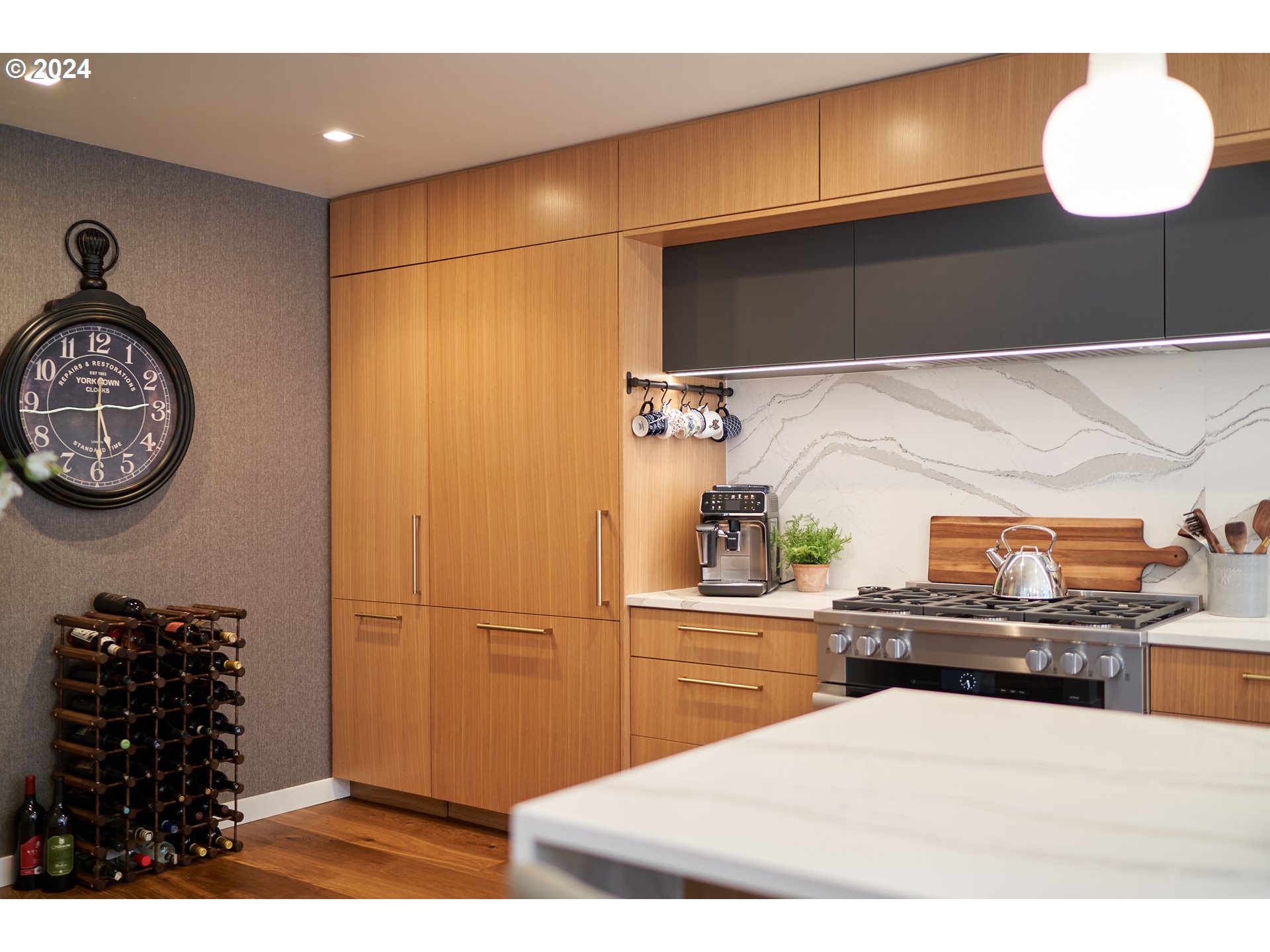 590 WATERFRONT WAY 302