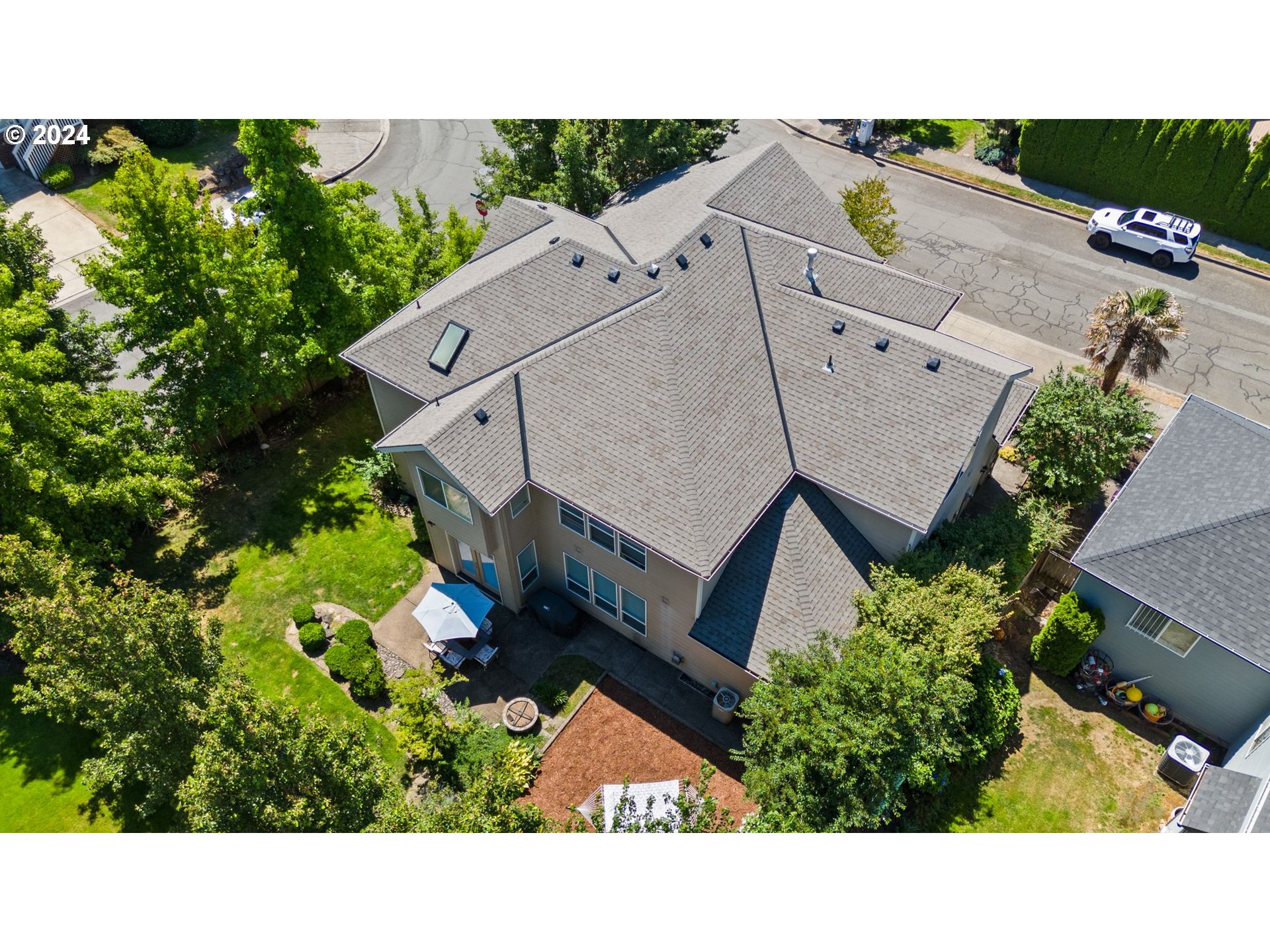 3016 NW GRAVENSTEIN ST