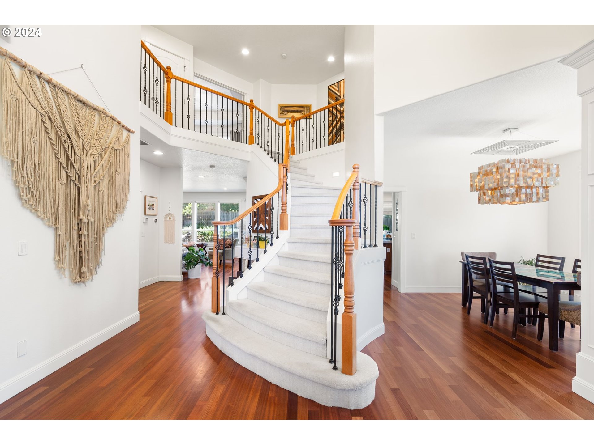 3016 NW GRAVENSTEIN ST