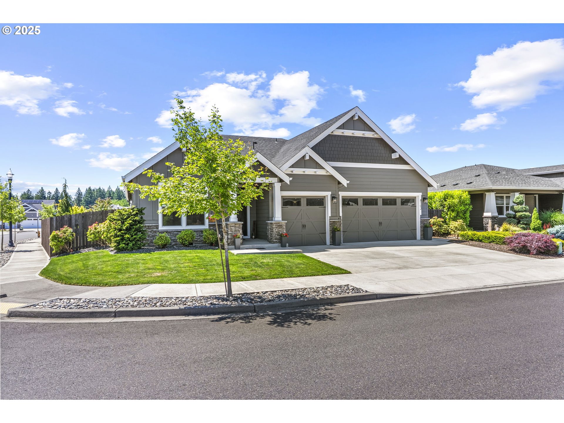 8102 NE 183RD PL