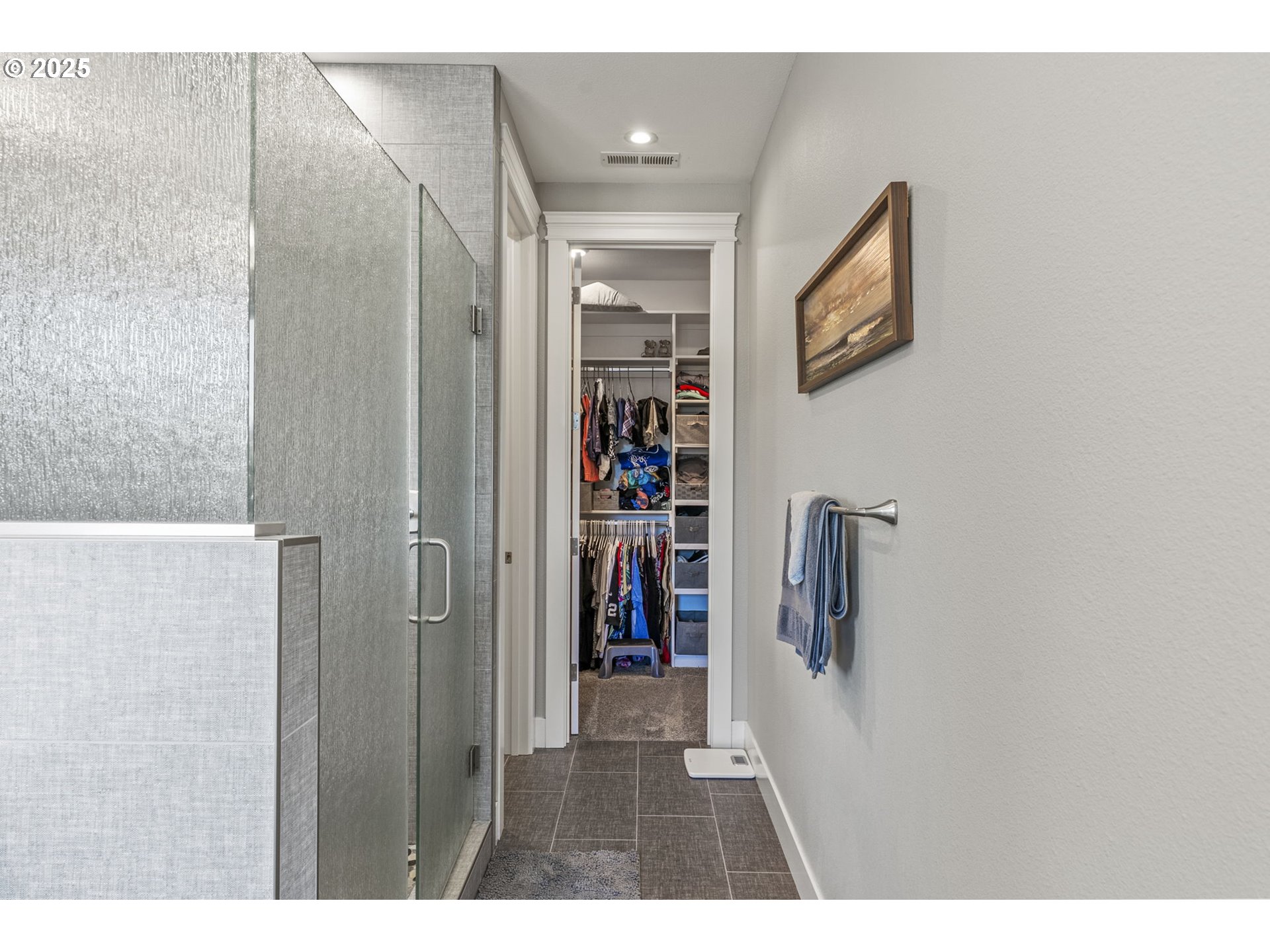 8102 NE 183RD PL