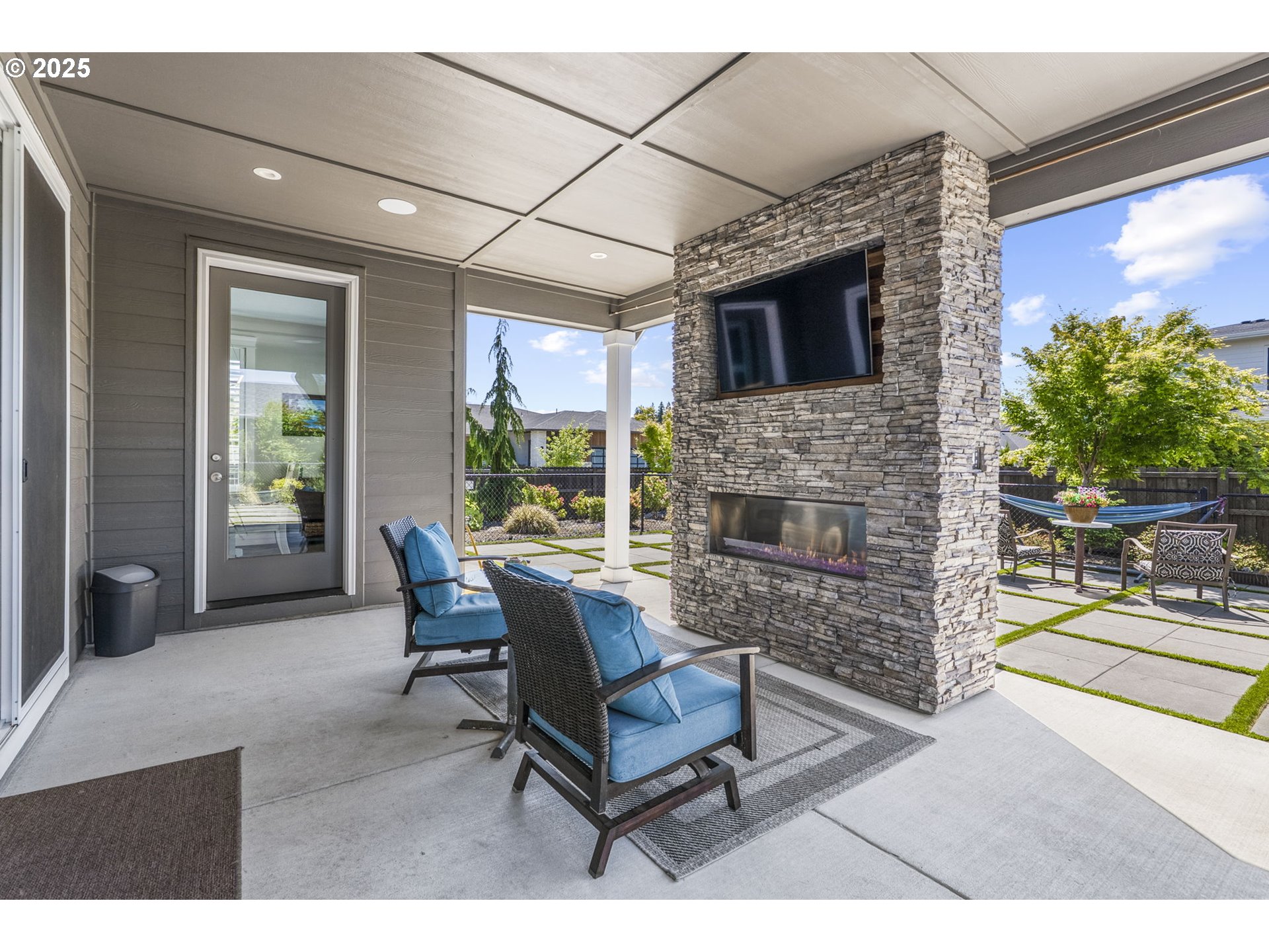 8102 NE 183RD PL