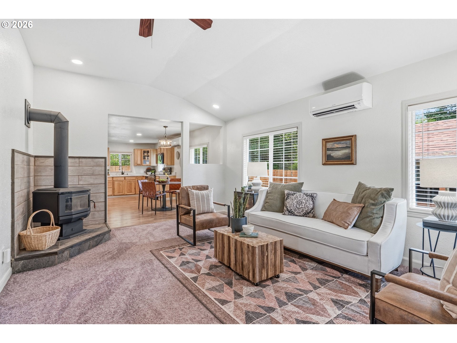 657 NW 10TH AVE
