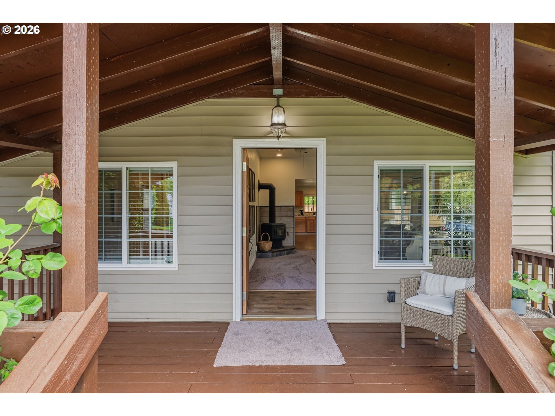 657 NW 10TH AVE