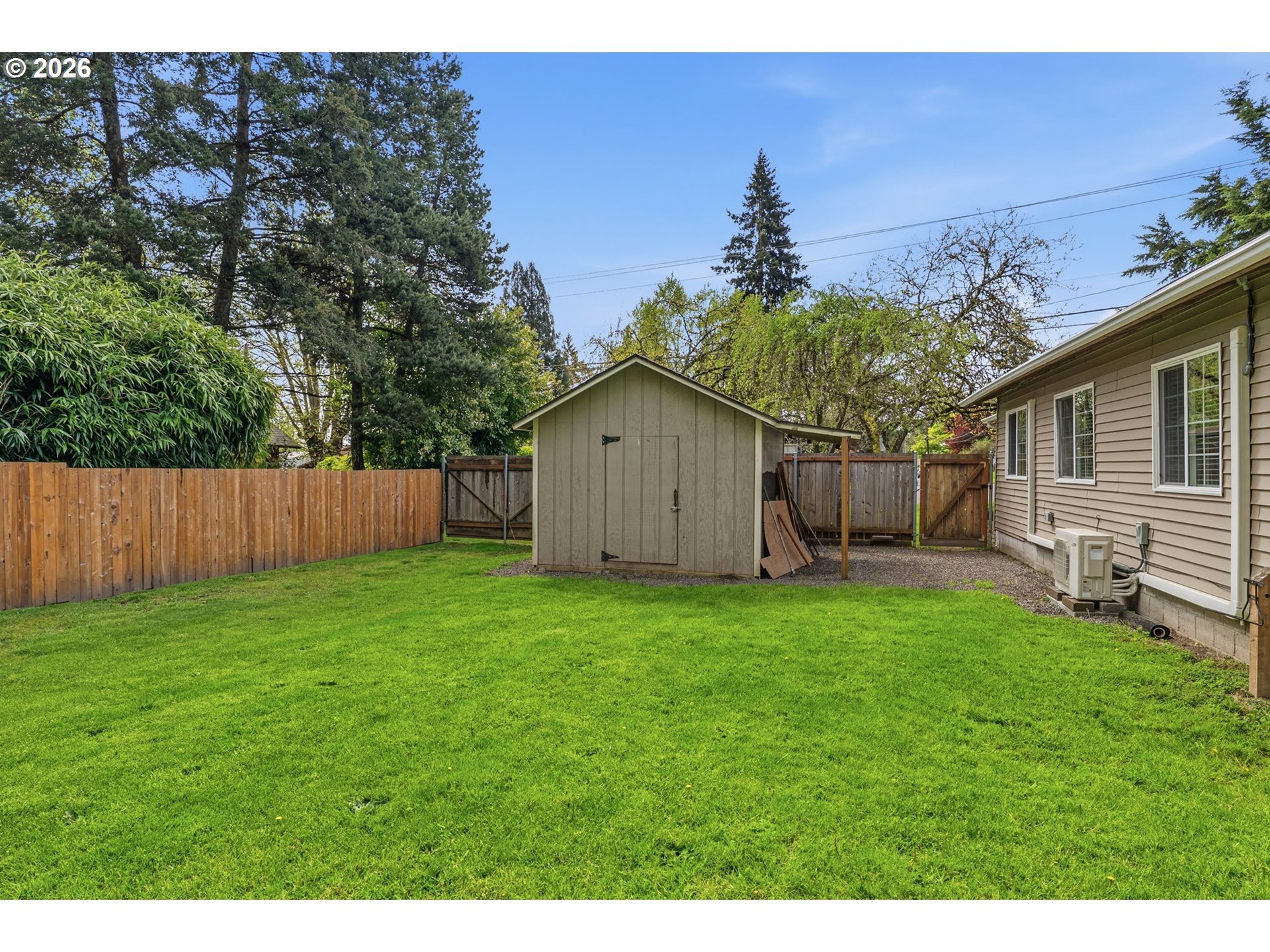 657 NW 10TH AVE