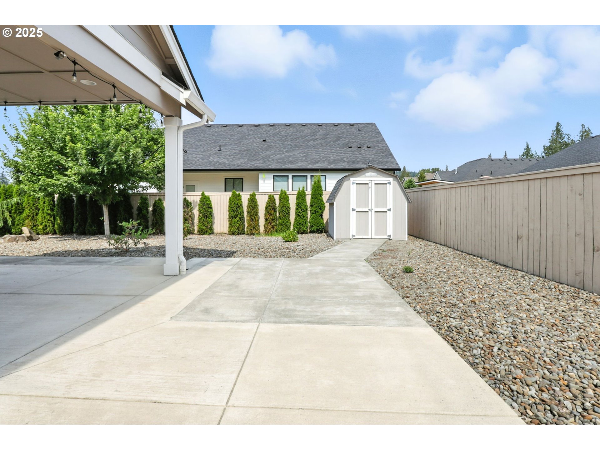 2004 SE 15TH ST